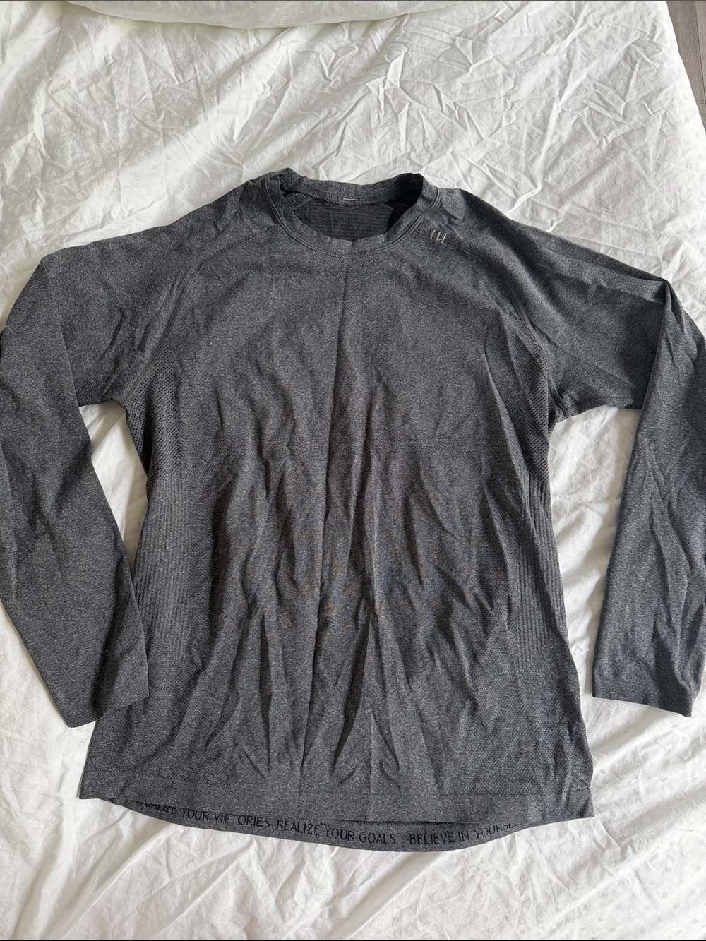 lululemon athletica Men's Long-Sleeve Performance Tee - Charcoal Gray